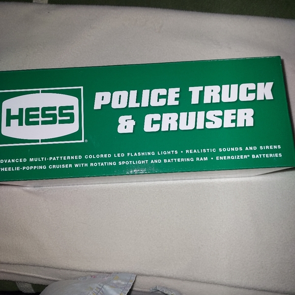2023 HESS POLICE TRUCK AND CRUISER   SOLD OUT AT HESS.COM! - Picture 2 of 3